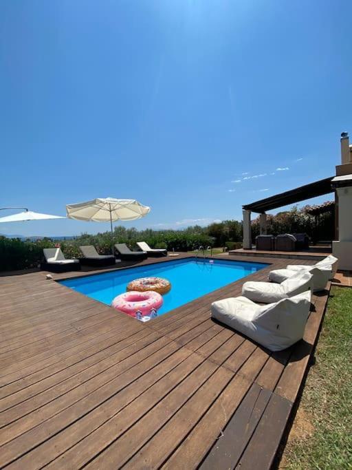 Georges Villa Galaxidi, Family, Pool And Garden Exterior photo